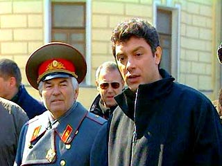 Госдума отклонила предложение Бориса Немцова о том, чтобы призывникам, ставшим жертвами региональных экспериментов по введению АГС, период их работы в гражданских учреждениях зачитывался бы  в срок воинской службы