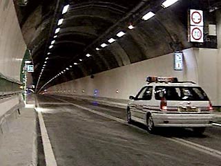 Туннель под Монбланом открылся для проезда не только легкового, но и грузового вида транспорта