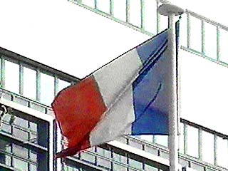 Коммерческие банки Франции последний день обменивают франки на евро