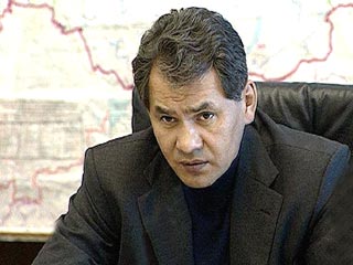 Руководитель правительственной комиссии по ликвидации последствий наводнения на юге России, глава МЧС Сергей Шойгу