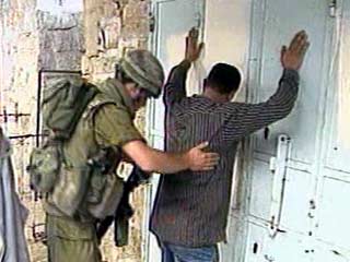 Израильтяне после 9 часов ареста освободили оператора и фотографа Reuters