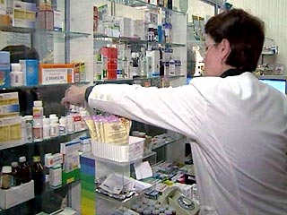 Вводимый с 1 сентября в России новый порядок ввоза лекарств "приведет к очередному росту цен на лекарства для населения"