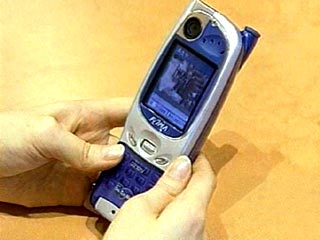 Мобильные телефоны со встроенными цифровыми камерами лидируют на рынке сотовой связи Японии