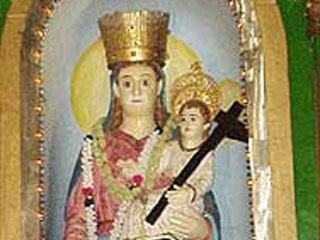 Индийская мадонна из сельской церкви святой Марии в Тхумпе должна была уступить место совсем иным образам