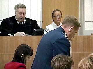 Суд по делу Тихонова прерван из-за неявки одного из адвокатов подсудимого