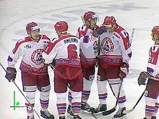 Ярославский "Локомотив" выиграл первый предсезонный хоккейный турнир в Финляндии