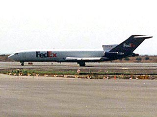 В аэропорту города Таллахасси (штат Флорида, США) при посадке разбился и сгорел грузовой самолет Boeing 727