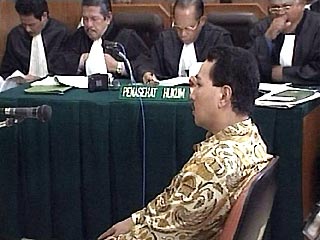 Джакартский суд в пятницу вечером признал Хутомо Мандала Путра виновным в организации убийства