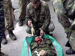 Сотрудник чеченской милиции Асланбек Джабраилов и трое местных жителей убиты в городе Шали в Чечне