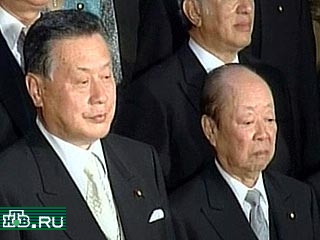 Японский премьер-министр Иосиро Мори провел во вторник реорганизацию правительства страны