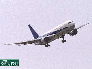 Сегодня полупустыми улетели из Тбилиси в Москву два пассажирских самолета, выполняющих ежедневный рейс между столицами двух стран