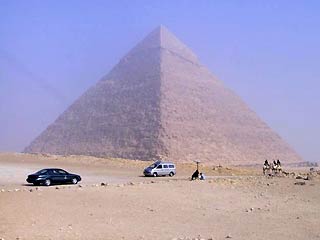 Робот разгадает тайну Великой пирамиды в Гизе