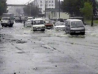 В Сахалинской области тайфун разрушил девять мостов