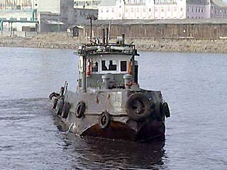 В Калининградском канале при столкновении с грузовым судном затонул рыболовецкий катер