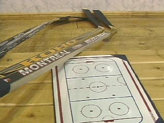 В пятницу в Москве пройдет презентация чемпионата России по хоккею 2002-2003 годов