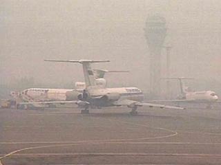 Аэропорт Пулково закрыт на прием самолетов с 7:00 по московскому времени в связи с низкой видимостью