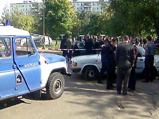 В Новокузнецке трое неизвестных напали на кассира и охранника, перевозивших деньги