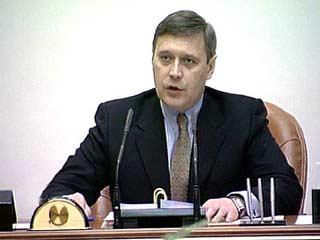 Касьянов попросил всех министров прекратить разговор о так называемой приостановке реформы...