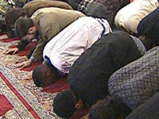 Участок под мечеть должен быть "намолен"