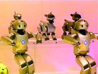 Японцы научили роботов вполне прилично ходить, говорить, запоминать людей и даже танцевать