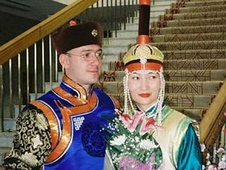 Монгольские молодожены