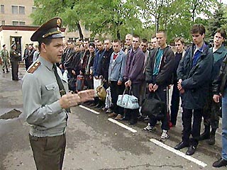 В России начался осенний призыв молодежи на военную службу