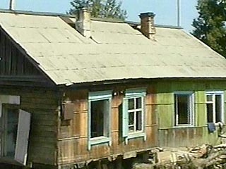 Жители Кабардино-Балкарии разбирают крыши своих домов, чтобы получить компенсации