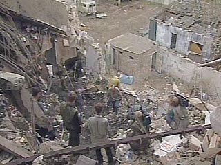 Число жертв теракта в здании РОВД в Грозном достигло 25 человек