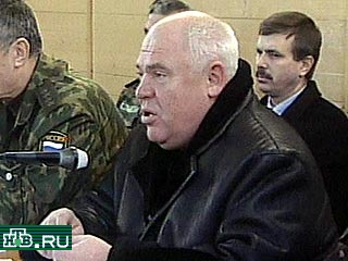Полпред президента в Южном федеральном округе Виктор Казанцев обратился к чеченскому народу с призывом положить конец насилию в республике