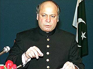 Власти Пакистана конфисковали имущество экс-премьера Наваза Шарифа