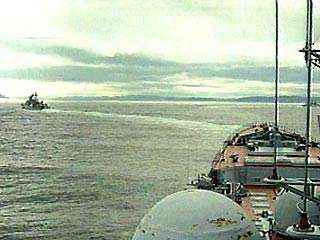 Десантный корабль "Ямал" открыл огонь в Средиземном море по неизвестному катеру