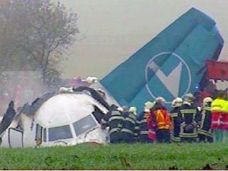 При заходе на посадку в аэропорт Люсембурга в среду потерпел аварию пассажирский самолет люксембургской авиакомпании Fokker 50