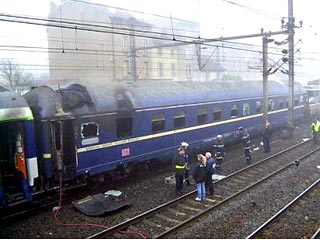 Среди 12 пассажиров поезда Вена-Париж, погибших в ночь на среду в результате пожара, возникшего в одном из вагонов состава близ французского города Нанси, есть двое россиян