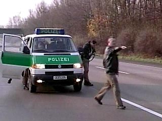 В Германии два автоугонщика на высокой скорости прорвались через границу с Польшей