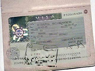 Обезврежена преступная группа, изготовлявшая поддельные визы и регистрации на проживание в России