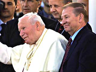 Леонид Кучма встретился в Ватикане с Папой Римским