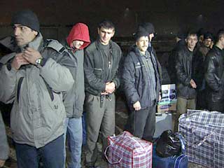 В Душанбе назвали "недружественной акцией" депортацию таджиков из России