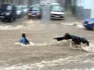 На Марокко обрушились проливные дожди. 63 человека погибли  На Марокко обрушились проливные дожди. 63 человека погибли