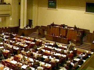 Бюро парламента Грузии удовлетворило требование лидера фракции "Агордзинеба" Джемала Гогитидзе, согласно которому все депутаты парламента должны пройти наркологическое тестирование