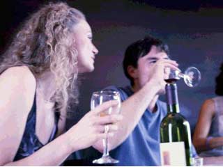 Любовь финнов к спиртным напиткам принесла бюджету страны 2 млрд евро