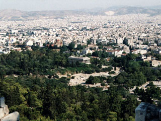 Сотни тысяч греческих паломников пришли в Афины поклониться иконе