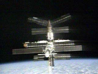 Первый российский телеканал намерен отправить на орбиту победителя своего "космического телешоу" уже в октябре 2003 года