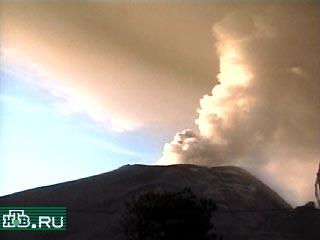 Власти в Мексике сегодня утром объявили эвакуацию жителей штата Пуэбло из селений рядом  с вулканом Попокатепетль