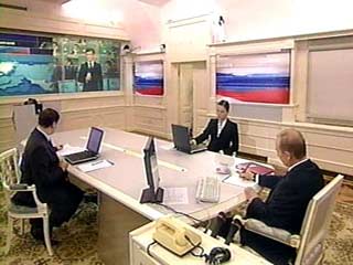 Владимир Путин в четверг 19 декабря с 12:00 до 14:37 по московскому времени вел диалог с гражданами России в прямом телеэфире