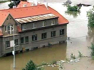 Общий ущерб от "наводнения века", охватившего в августе ряд районов Германии, прежде всего в восточной части страны, составляет 9,1 млрд евро