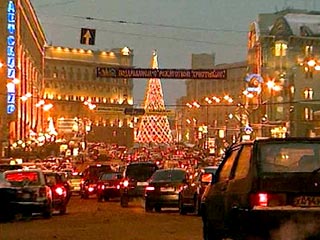 В Москве в новогоднюю ночь общественный транспорт будет работать дольше