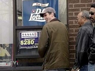Американский бизнесмен выиграл в лотерею Powerball рекордную сумму - 315,9 млн долларов