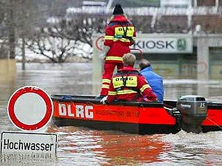 Число жертв наводнения в Европе продолжает расти