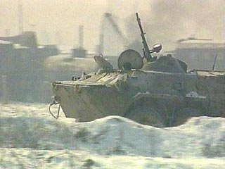 В чеченском райцентре Ачхой-Мартан подорван БТР федеральных сил