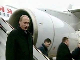 После того как Владимир Путин отменил свой визит в Берлин в октябре из-за захвата заложников в театральном центре "Норд-Ост", президент России прибудет в столицу Германии 9 февраля